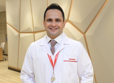 Ses Kısıklığı ve Göğüs Ağrısının Nedeni Reflü Olabilir!