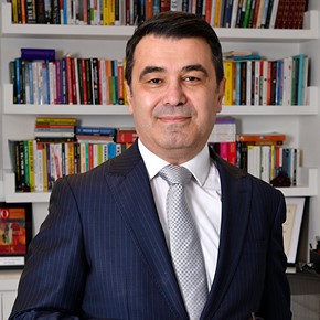 Hakan Karamanlı